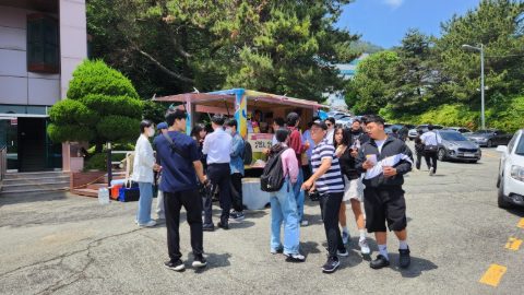 부산 고신대 사역