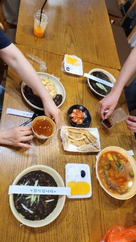 토요일은 핸드드립 커피 전도하는 날