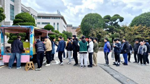 천안 고려신학대학원 지저스커피트럭 사역