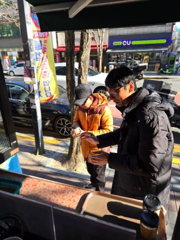 2024년 마지막 토요일 핸드드립 커피 전도 스케치