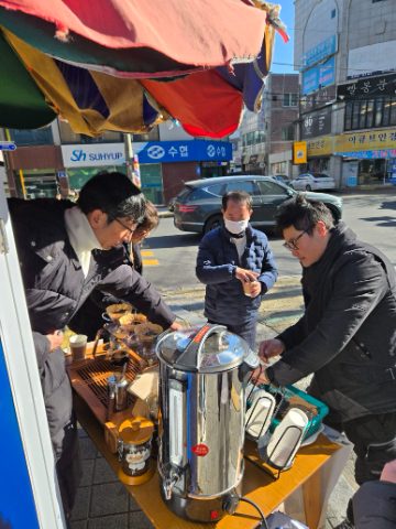 토요일은 핸드드립 커피 전도하는 날