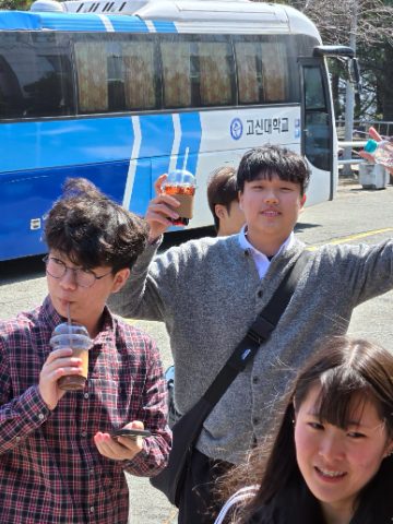 부산 고신대 지저스커피트럭 사역