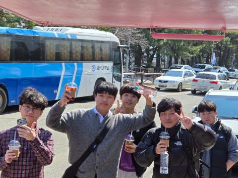 부산 고신대 지저스커피트럭 사역