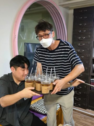 cbmc 달리지회 & 스포츠인지회 1년주 감사회 및 핸드드립 커피전도 스케치