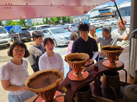 경남 산청 수해지역 커피봉사