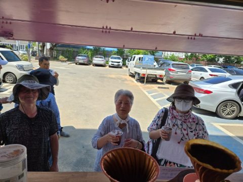 경남 산청 수해지역 커피봉사