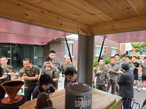 127여단 2,3대대 커피트럭 사역