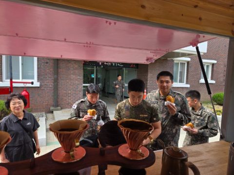 127여단 2,3대대 커피트럭 사역