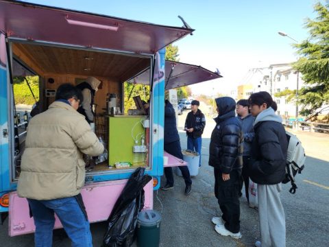 부산 고신대 지저스 커피트럭 사역 스케치-11월 20일
