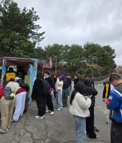 부산 고신대 지저스커피트럭 사역