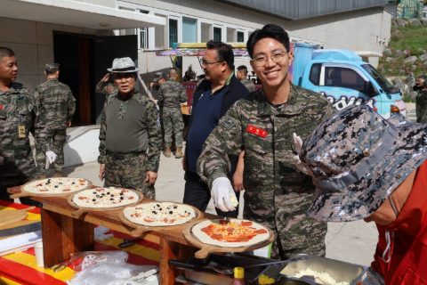 연평도 지저스커피트럭 사역