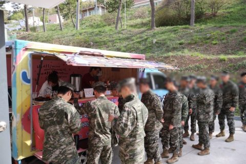 연평도 지저스커피트럭 사역