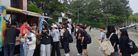 부산 고신대 지저스커피트럭 사역