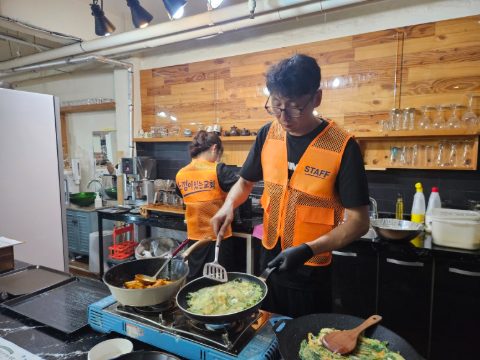 여름아웃리치 바자회 스케치